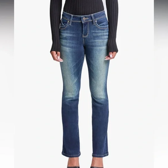 YMI Womens WannaBettaButt Mid-Rise Bootcut Denim Jeans 9/29 - Picture 2 of 10